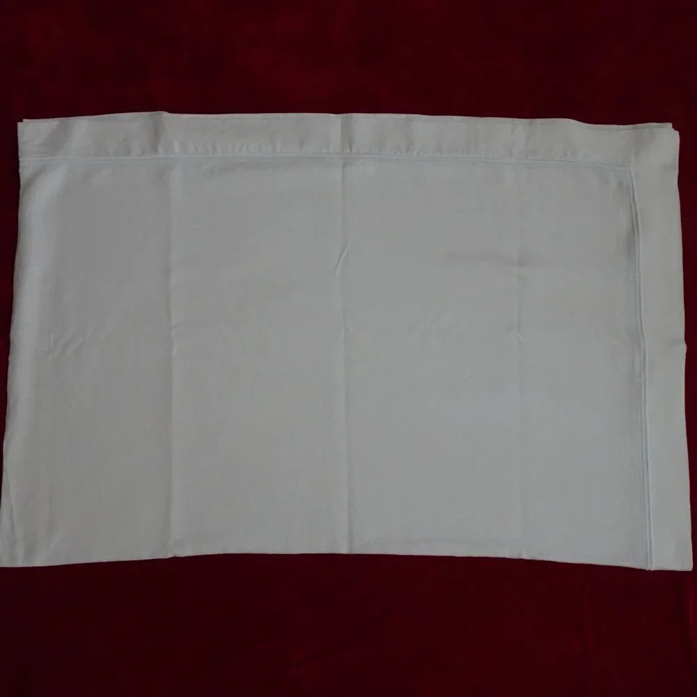 Lands' End Linen Tablecloth 60